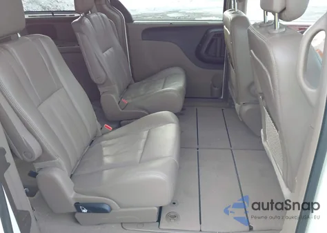 2013 Chrysler Town & Country Touring L z USA, uszkodzony, nr VIN 2C4RC1CG2DR747513